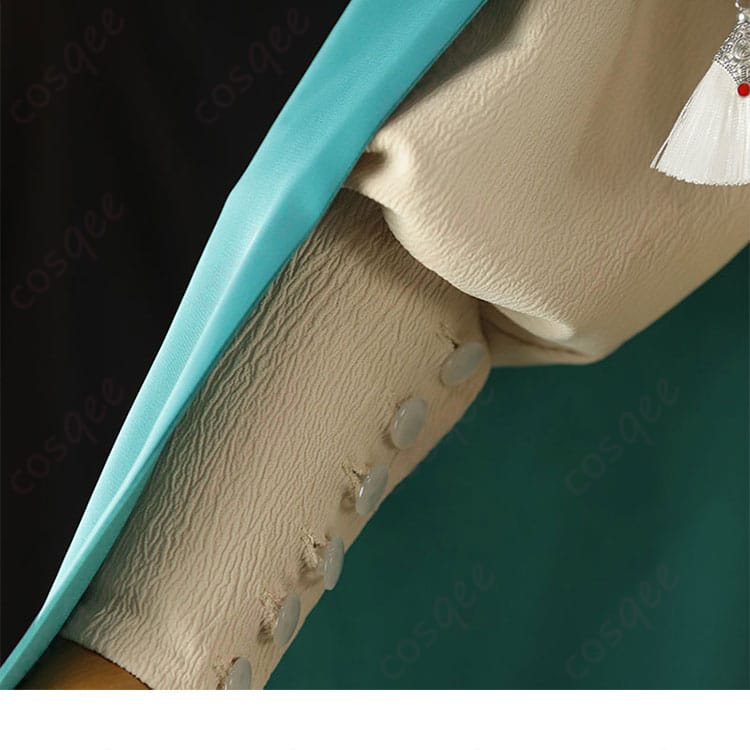 衣袖装饰细节图 - コスプレ衣装の袖部分の装飾。細部まで精緻な仕上げ。