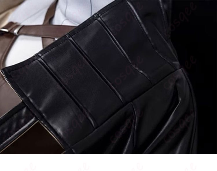 外套の襟元の装飾、ジェインのスタイルに合わせた繊細なディテール。