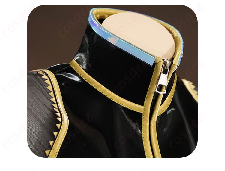 巡音ルカ コスプレ衣装の襟元装飾。細部にわたる刺繍とデザインで、キャラクターを忠実に再現。