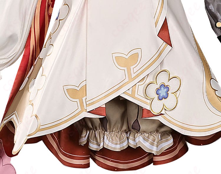 トリビー コスプレ衣装の衣裾装飾 - 衣裾のデザインが、動きやすさと美しさを両立させます。