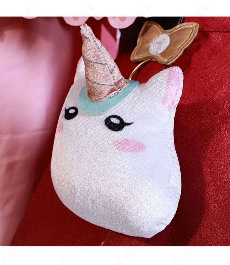 ヒアンシー コスプレ衣装の腰飾りの細部。精緻な刺繍と装飾が、キャラクターの魅力を引き立てます。