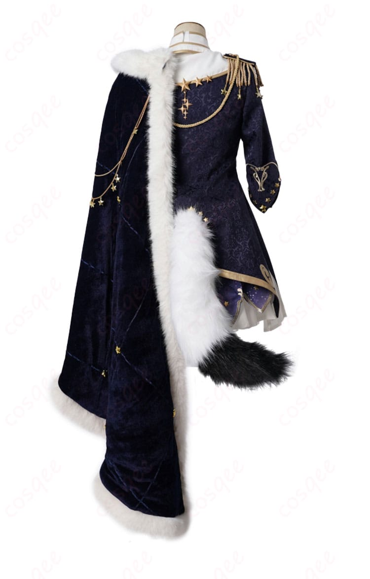 白上フブキのキング衣装コスプレ衣装背面、完璧に再現されたバックスタイル