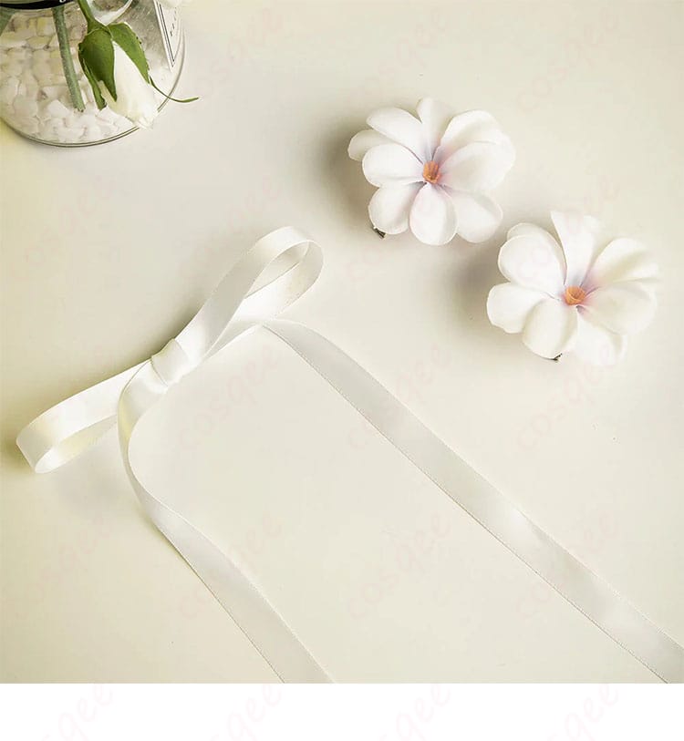 ティファ・ロックハート コスプレ衣装の髪飾りディテール。可愛らしく、キャラクターを引き立てます。