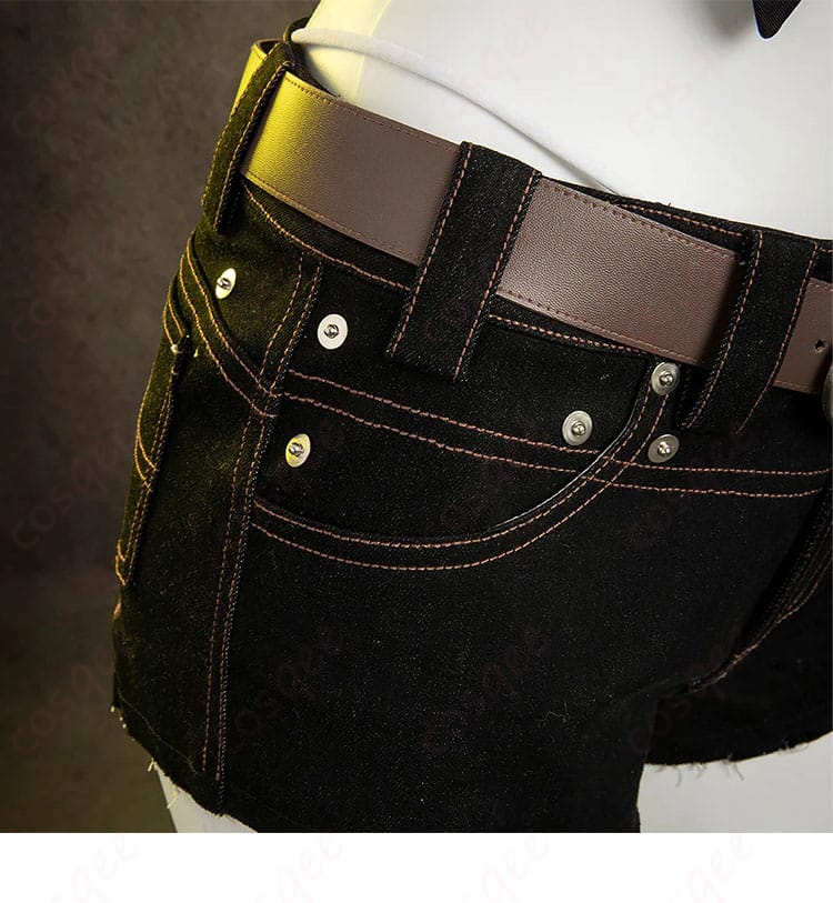 ティファ・ロックハート コスプレ衣装の腰ベルト装飾ディテール。しっかりとしたデザイン。