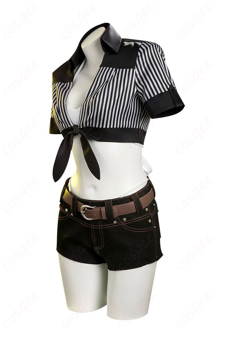 ティファ・ロックハート コスプレ衣装 左側面の画像。水着のデザインが見える角度。