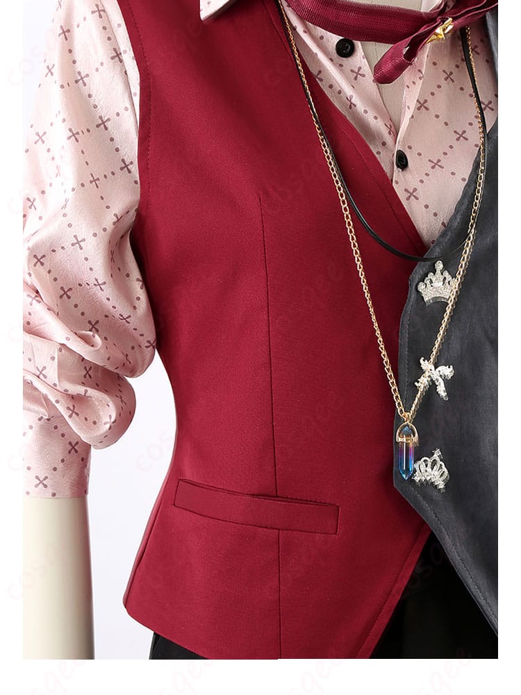 エイト コスプレ衣装の衣襟装飾の細部。デザインの美しさが際立つ部分です。