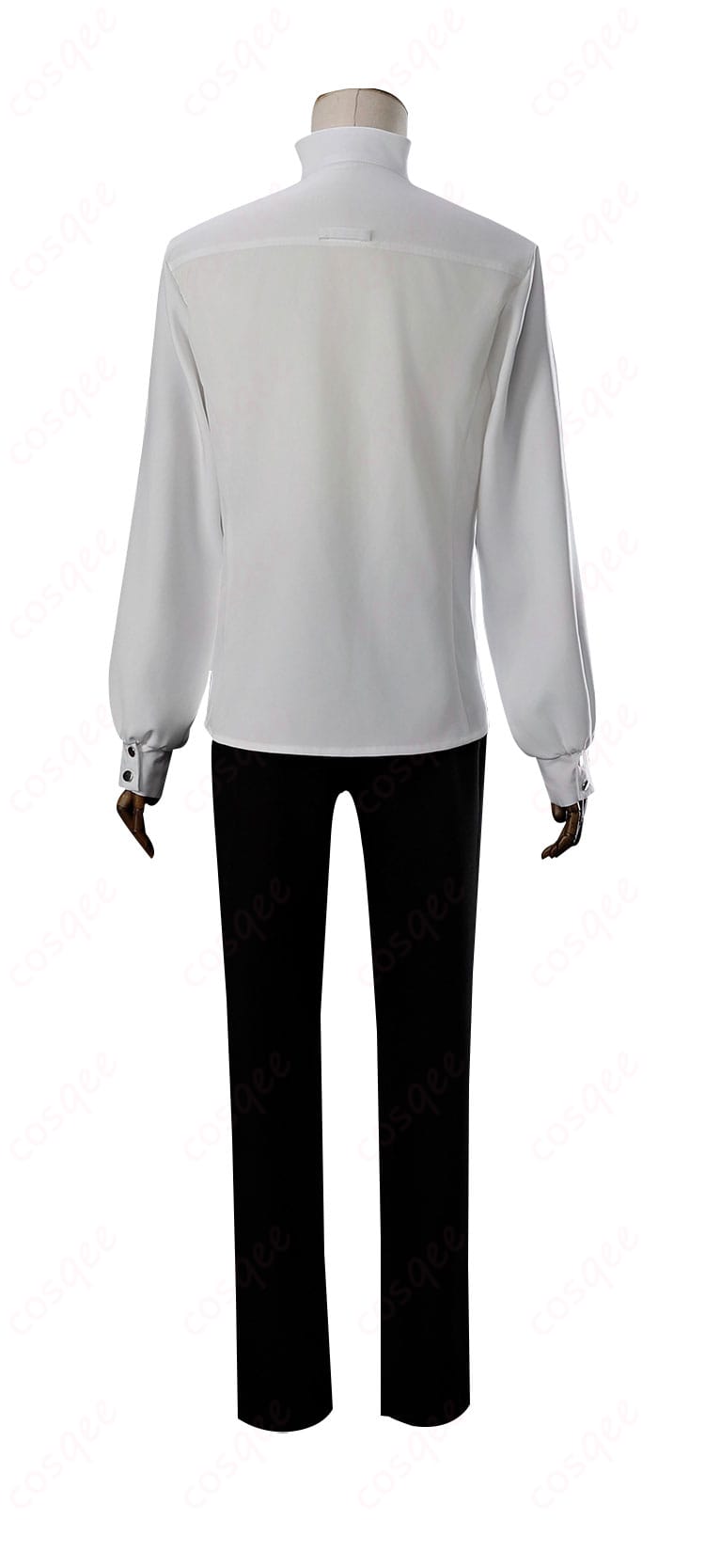 フォックス コスプレ衣装 背面ショット|細部まで再現した後ろ姿