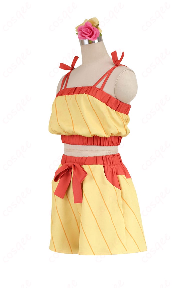 商品側面図:カスミのコスプレ衣装側面、コスプレ衣装のシルエットとディテールが見やすい