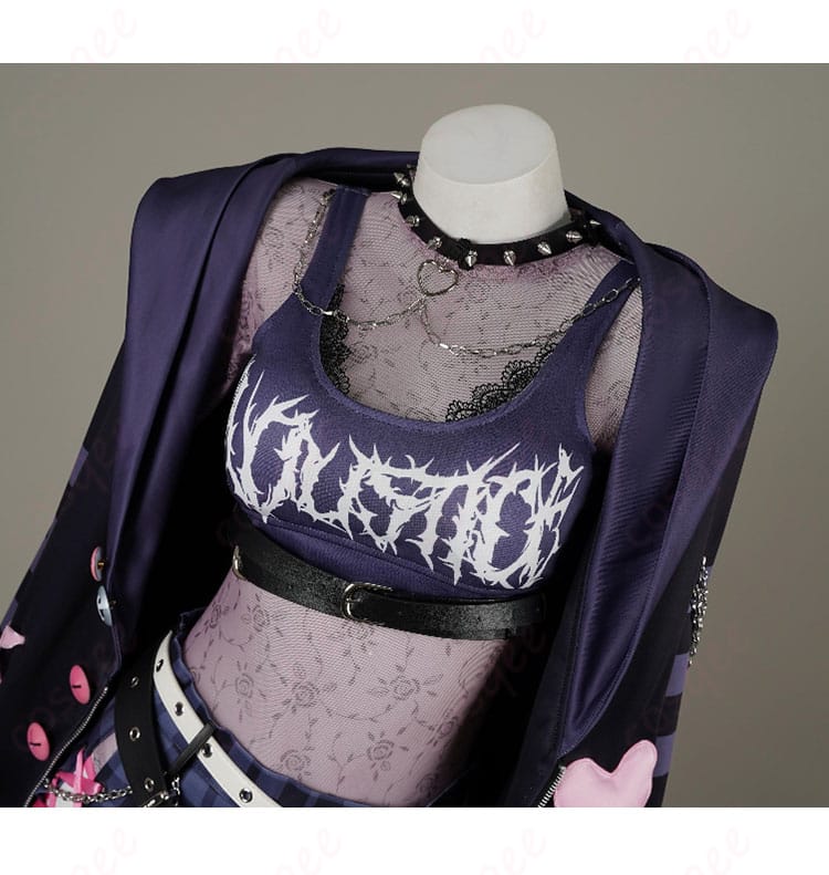 ラオーラ・パンテーラ私服コスプレ衣装の首元装飾。刺繍やディテールにこだわったデザイン。