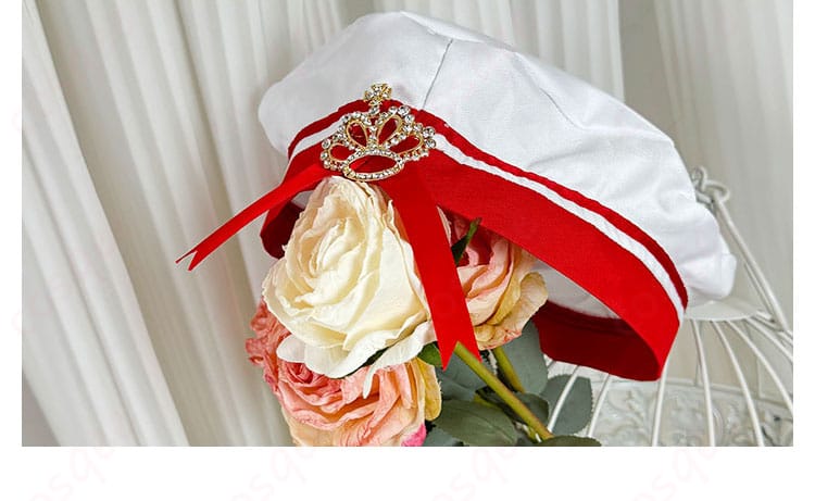 帽子装飾のディテール画像:帽子の装飾ディテール。ジェーナスらしいデザインの帽子がコスプレ衣装にぴったり。