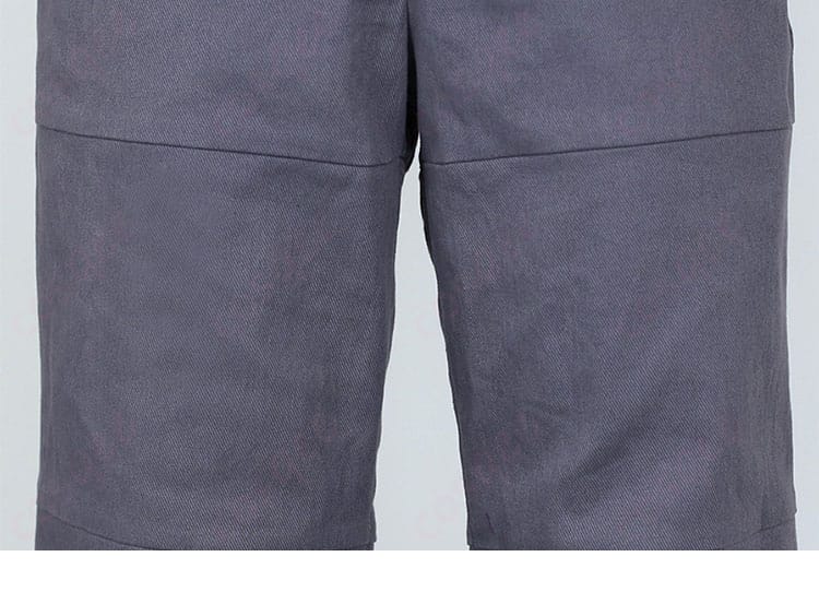 パンツの裾装飾の細部 - トウヤ衣装のパンツ裾のデザイン詳細