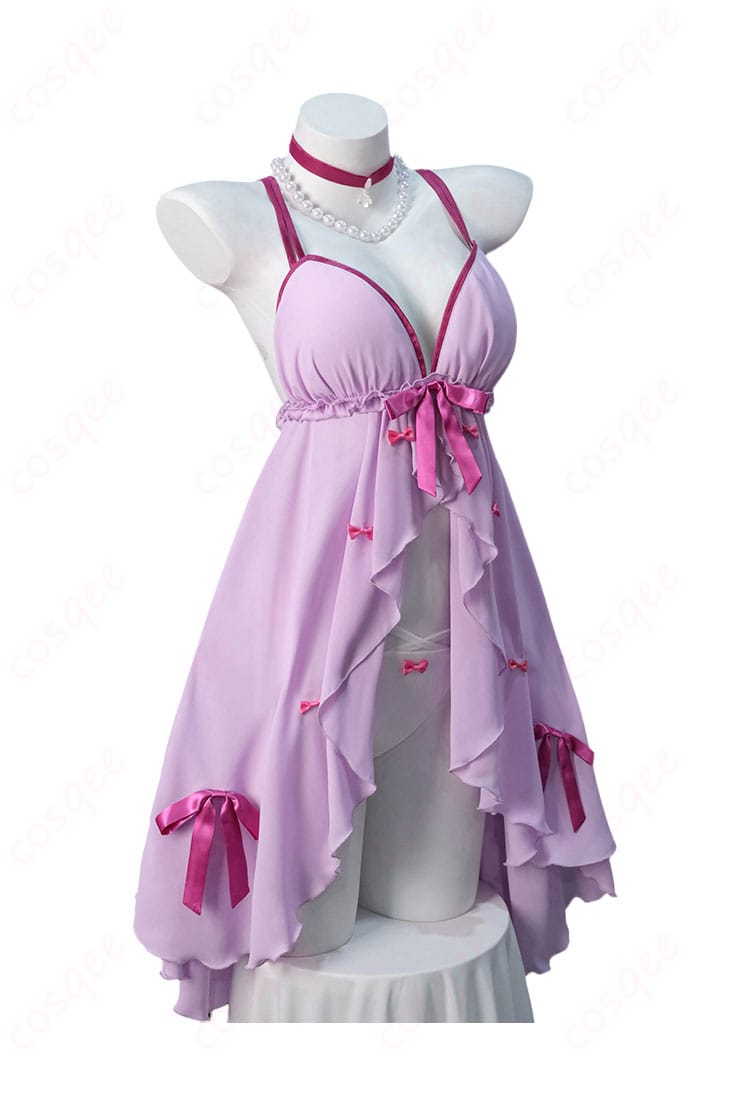 商品側面図。衣装のサイドのデザインとフィット感を確認できる画像。