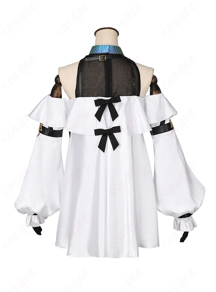FGO メリュジーヌ コスプレ衣装 英霊博装 Ver.の背面画像。細部まで忠実に再現されたデザインが見えます。