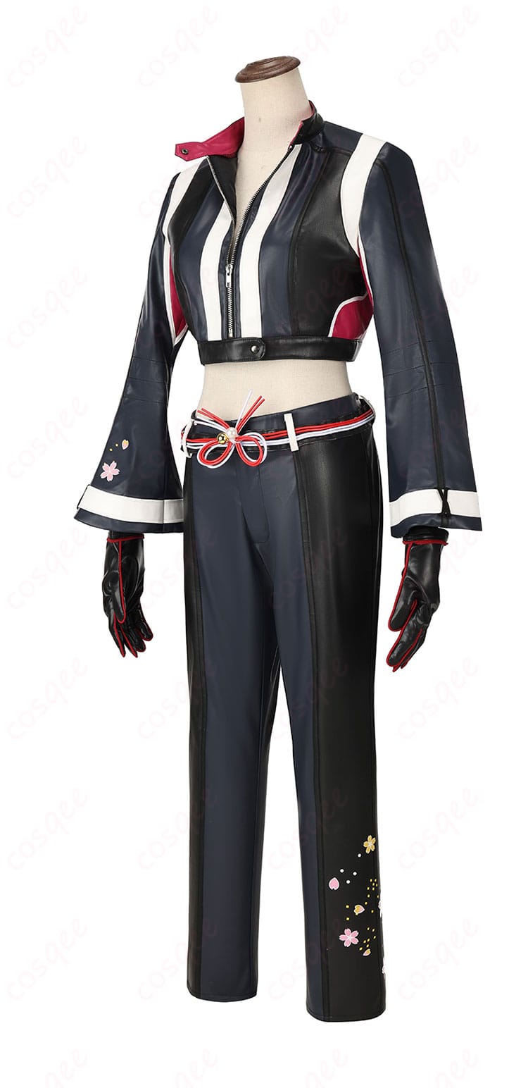 不知火舞 コスプレ衣装のサイドビュー。衣装のフィット感と細部のデザインがよく分かります。