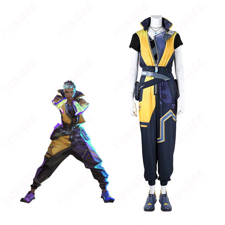 商品服装とキャラクターの組み合わせ画像。ウェイレイのコスプレ衣装とゲームキャラクターの再現が確認できる。