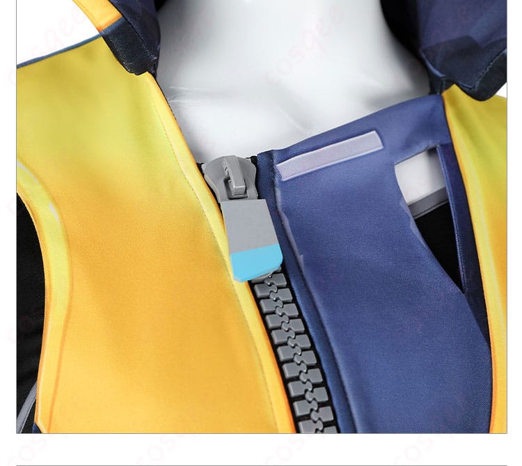 服装の襟口装飾ディテール画像。ウェイレイ衣装の独特な襟装飾のデザインが強調されています。