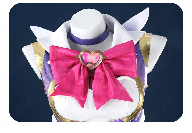 オーバーウォッチ2 キリコ コスプレ衣装の襟元装飾細部、華やかなデザインが見える画像