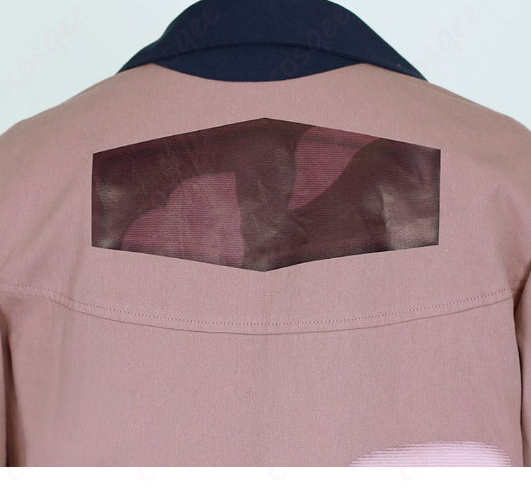 ポケモンレジェンズ ガイ コスプレ衣装の外套背面。高品質な仕上がりと特徴的な背面デザイン。