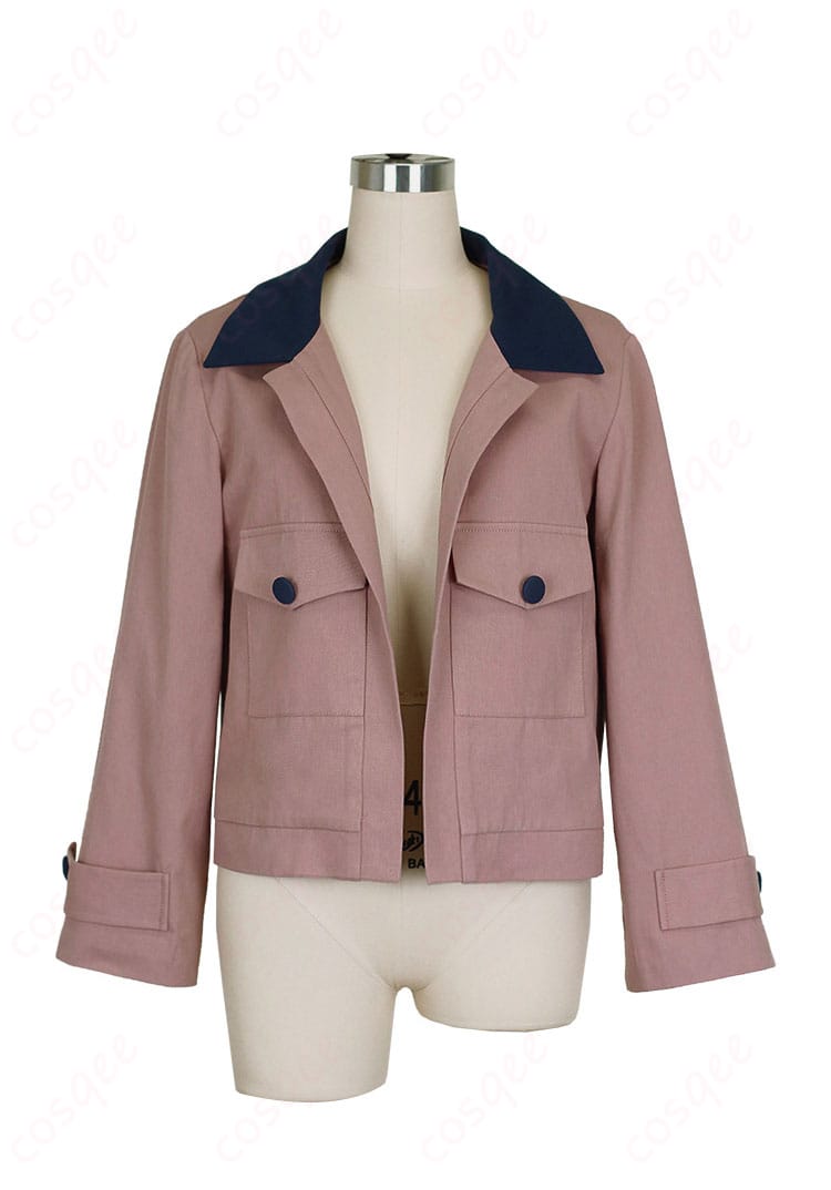 商品正面図。タウニーのコスプレ衣装の前面詳細がわかる画像。クールなデザインが特徴的。