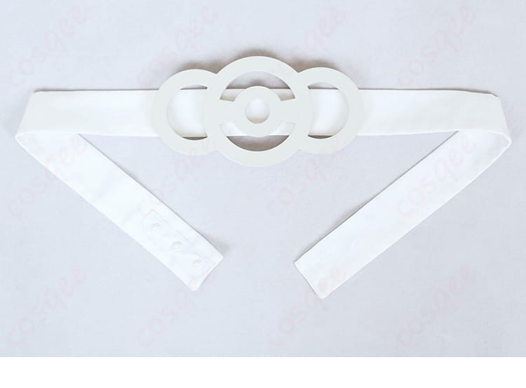 腰帯装飾ディテール。コスプレ衣装の腰部分に施されたデザイン。タウニー衣装の美しさが際立っています。