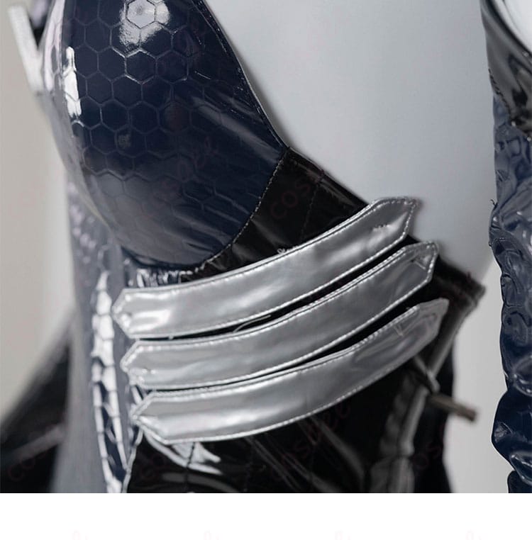 服装腰部の装飾ディテール。リトルマーメイド(セイレーン)コスプレ衣装の腰回りのデザインが美しい画像。