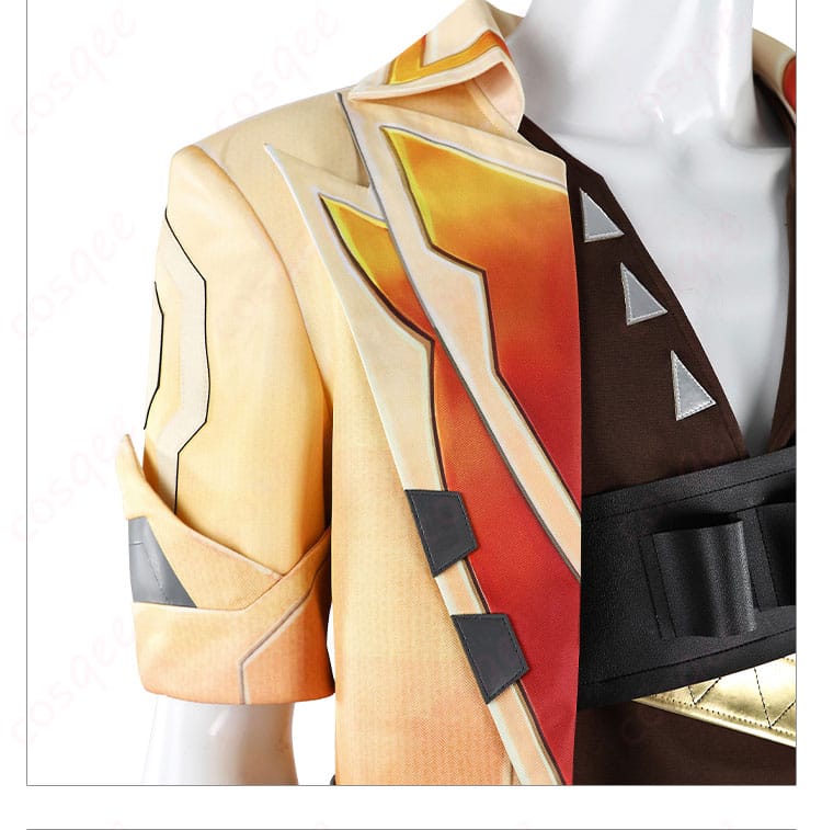 衣領装飾のディテール。テホのコスプレ衣装の衣領部分が美しく装飾されています。