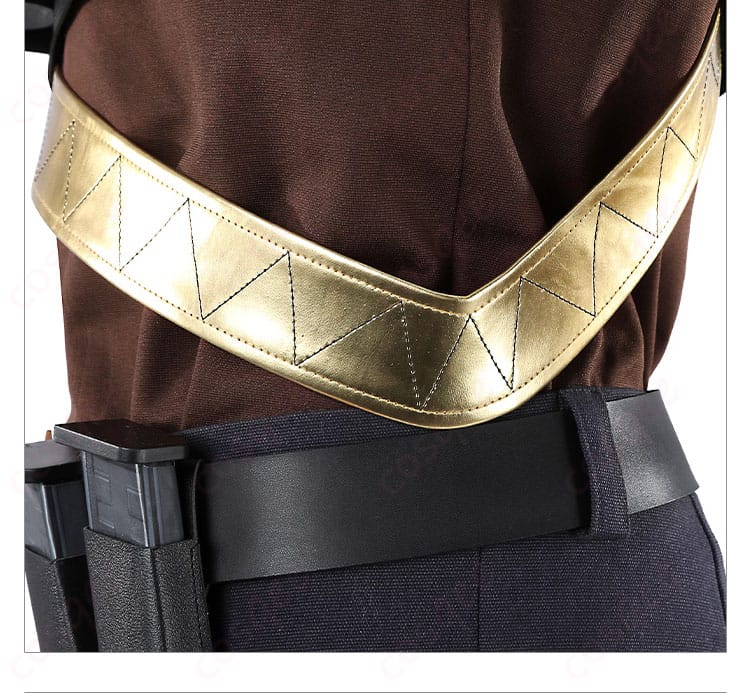 腰部装飾の詳細。テホのコスプレ衣装の腰部分の装飾がリアルです。