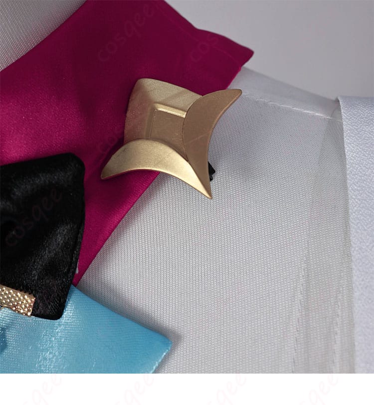 エスコフィエコスプレ衣装の衣領装飾。洗練されたデザインと高いディテールの精度が特徴。