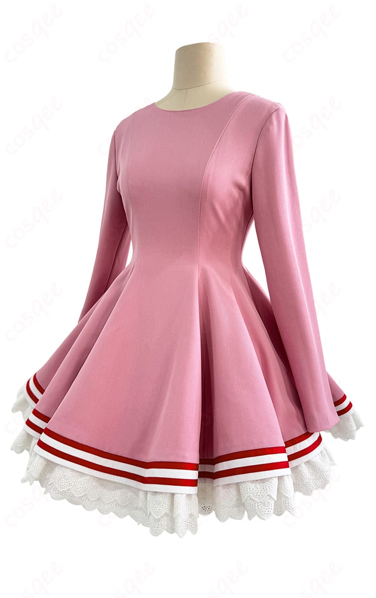 スカートの装飾ディテール。木之本桜のバトルコスチュームのスカート部分の装飾が強調された画像。