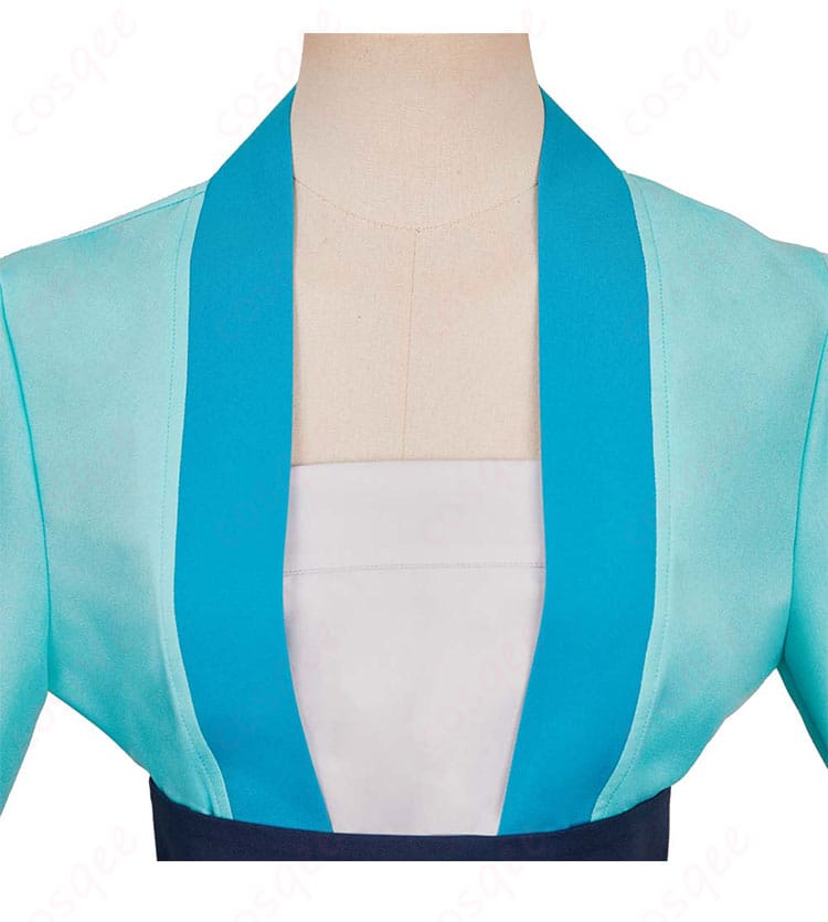 猫猫(マオマオ)コスプレ衣装の襟元装飾の細部。豪華な刺繍と高品質な仕上げが見える画像。