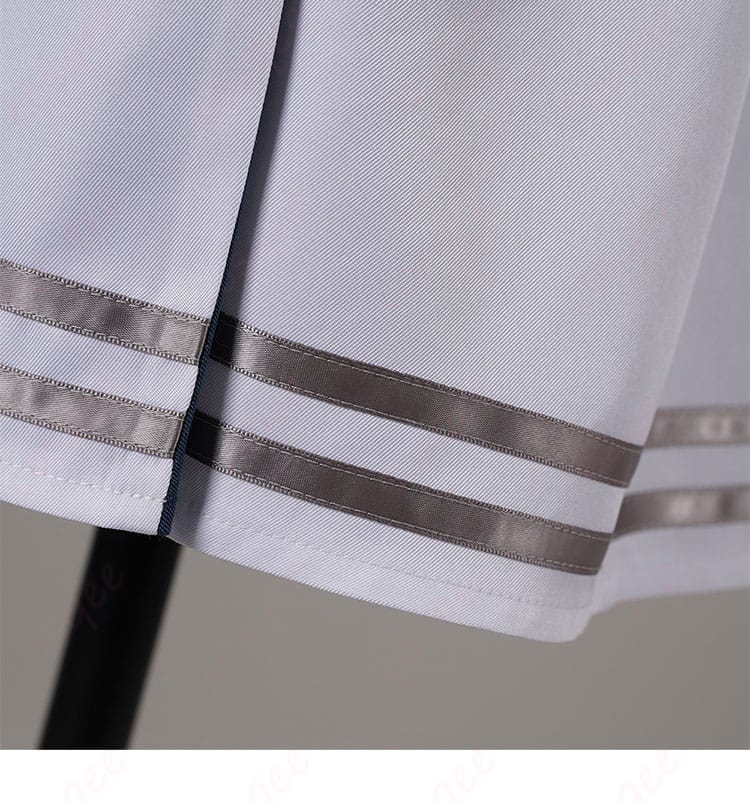 バンドリ! 若葉睦 コスプレ衣装 月ノ森女子学園 夏服の裾の装飾ディテール。美しいデザインと細かい仕上がり。