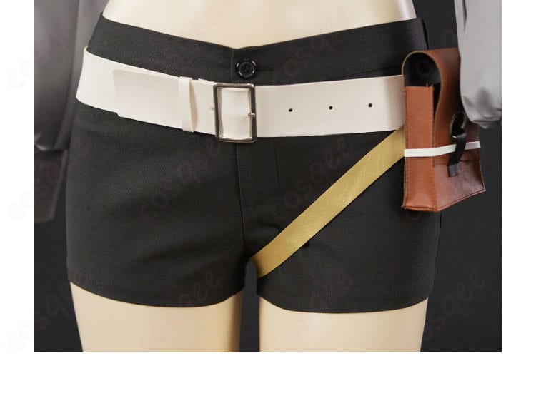 腰ベルトの装飾ディテール。リヨウのコスプレ衣装の腰ベルト部分のディテールがしっかり見える画像。