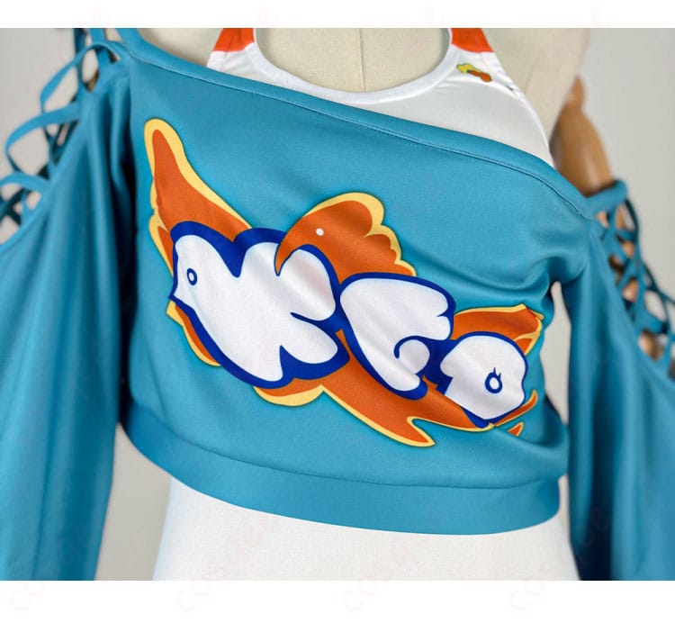 小鳥遊キアラのコスプレ衣装の襟部分の装飾デザイン。精巧な刺繍と柄がキャラクターの魅力を引き立てます。