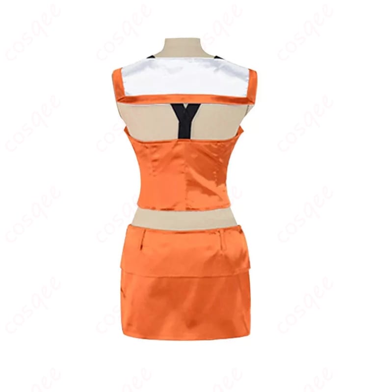 ホロライブ 小鳥遊キアラ コスプレ衣装の背面ディテール。背中のデザインとフィット感が際立つ。