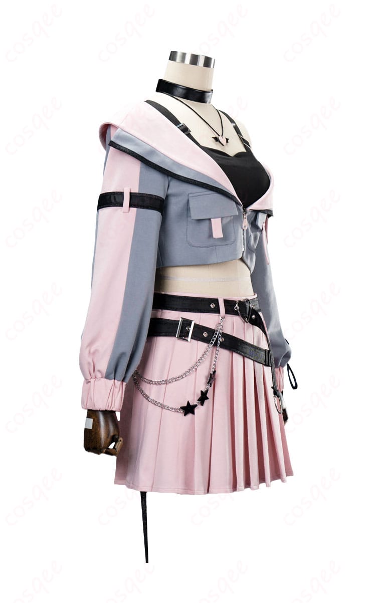 商品右側の画像。衣装の横から見たディテール、特に肩部や袖の部分に注目。