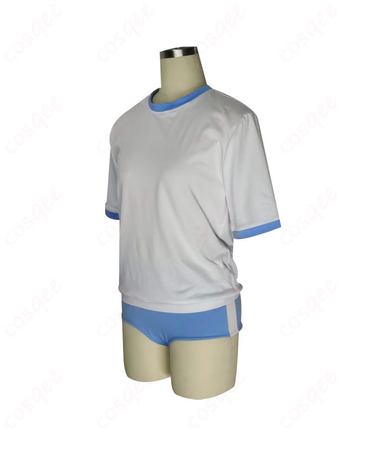 月雪ミヤコ 体操服 コスプレ衣装の側面写真。衣装の全体的なラインとシルエットがよく分かります。