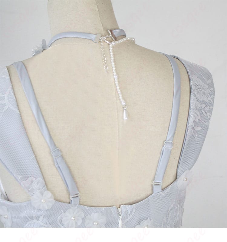 服装背面の詳細図 - コスプレ衣装背面のデザイン、キャラクター忠実に再現