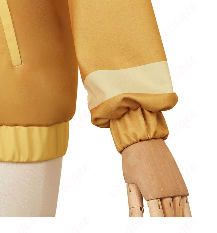 コスプレ衣装の袖口装飾細部。精緻なデザインで、細部にまでこだわりが感じられます。