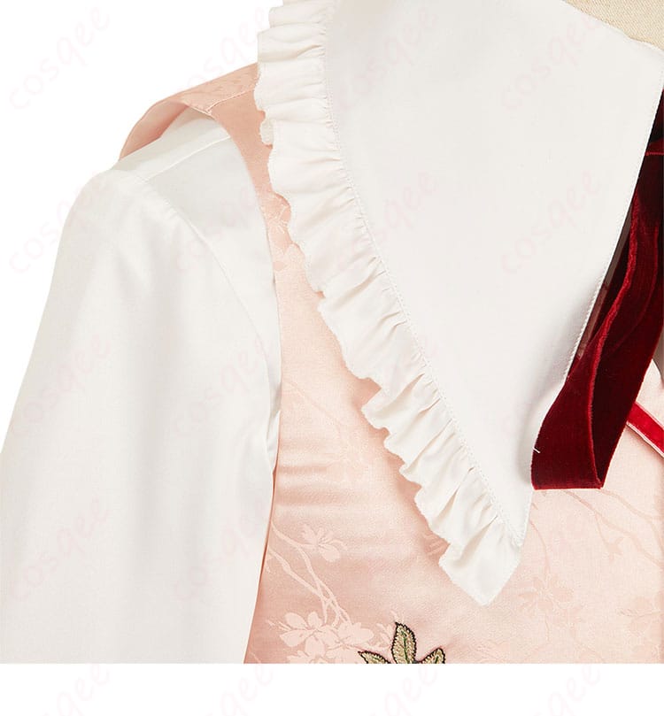 東京リベンジャーズ 三途春千夜 コスプレ衣装 肩袖の装飾ディテール。細部まで忠実に再現された装飾。