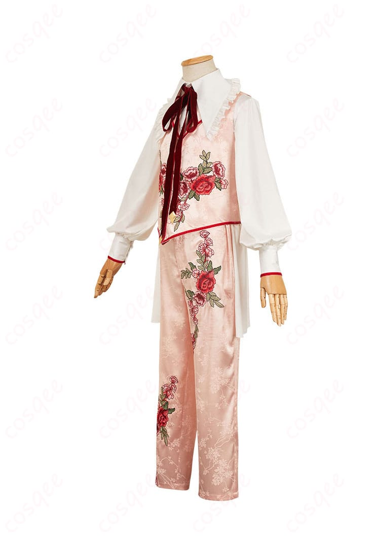 東京リベンジャーズ 三途春千夜 コスプレ衣装 左側のディテール。シンプルでスタイリッシュなデザイン。