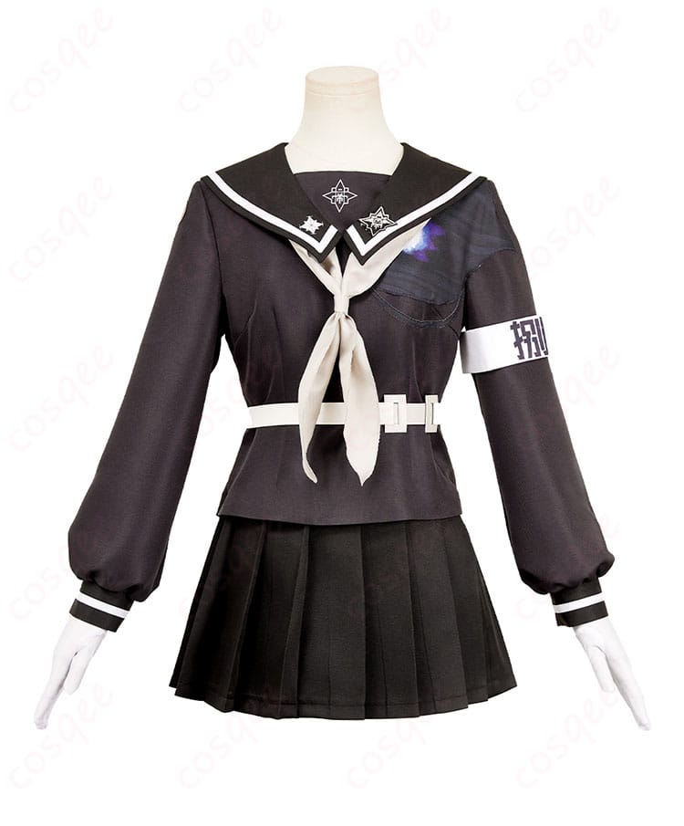 九十九過子 コスプレ衣装の正面ディテール【サテン素材使用】