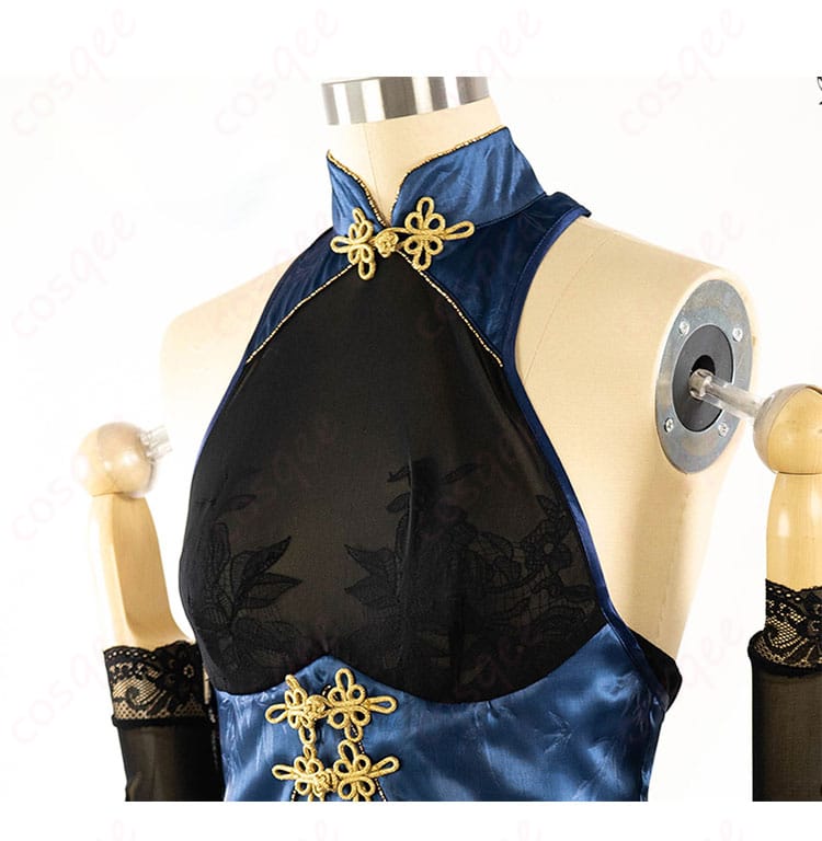 服装の襟飾りのディテール - 月下のレッツ・ダンス!の襟部分の刺繍と飾りが見える