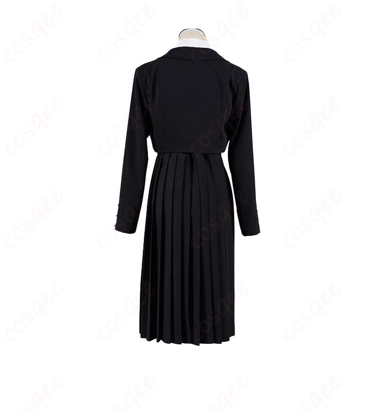 背面から見たロックは淑女の嗜みでして 白矢環 シロ コスプレ衣装。服装の後ろ姿まで完璧に再現され、キャラクターの個性が表れています。