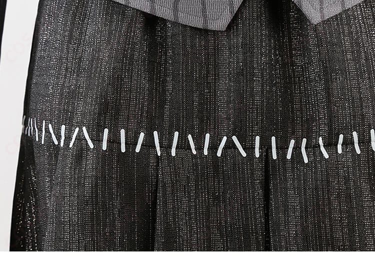 衣裾装飾のディテール。ヴィル・シェーンハイト コスプレ衣装の美しい仕上がり。