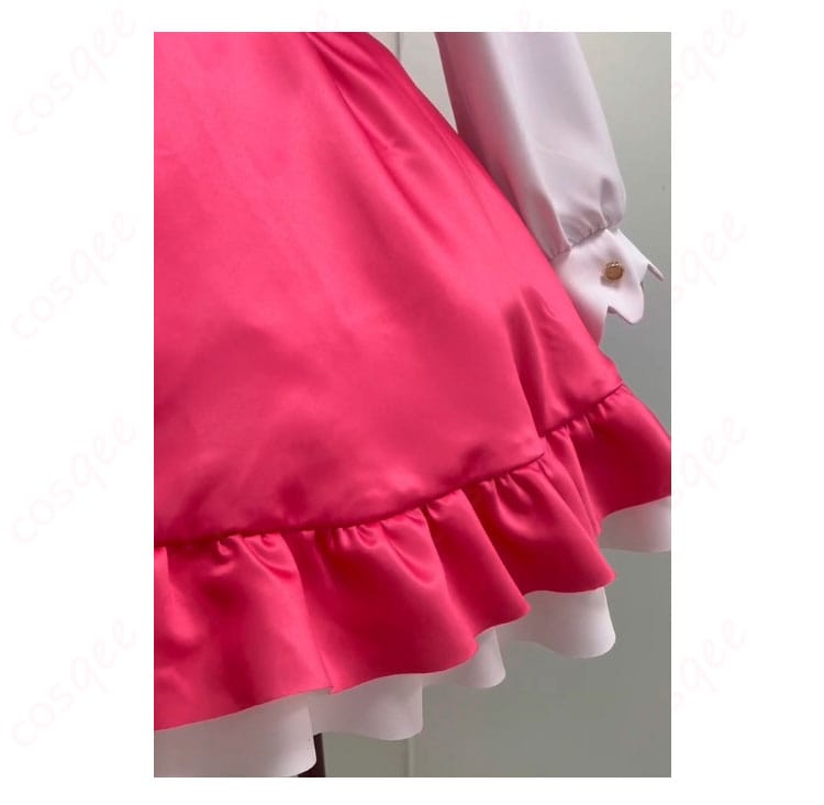 魔法学校制服コスプレ衣装のスカート部分の装飾詳細。細部まで忠実に再現されたデザイン。