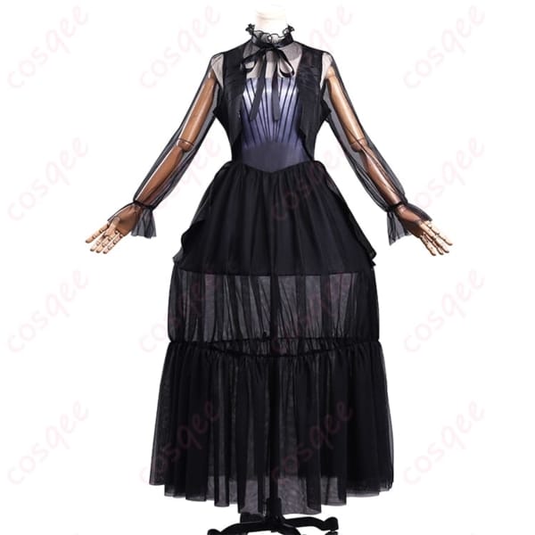 ウェンズデー・アダムス ドレスコーデ一式 コスプレ｜モノトーンで映えるゴシックスタイル