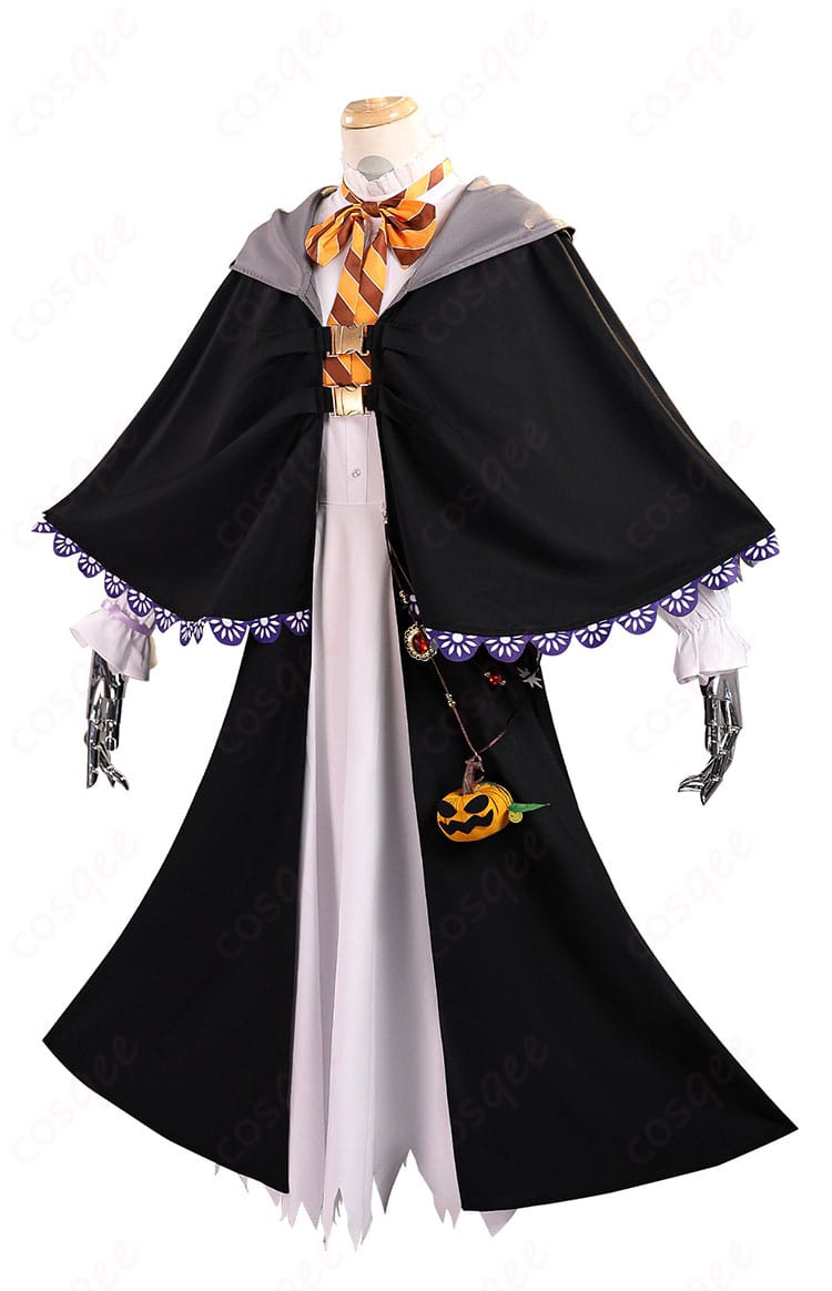 フェルン ハロウィンver. コスプレ衣装の側面アングル。マントの落ち感とウエスト周りのラインが美しく映える。
