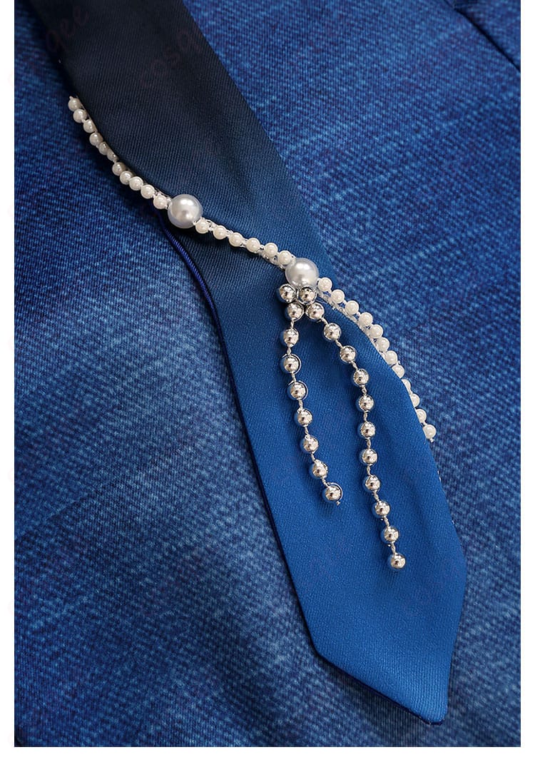 あんスタ NEPTUNE コスプレ衣装 ネクタイ装飾ディテール。落ち着いた上品さを演出