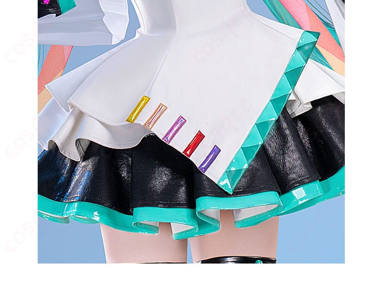 初音ミク EXPO 衣装のスカート装飾アップ。鮮やかなエメラルドグリーンとアクセントラインがポイント。