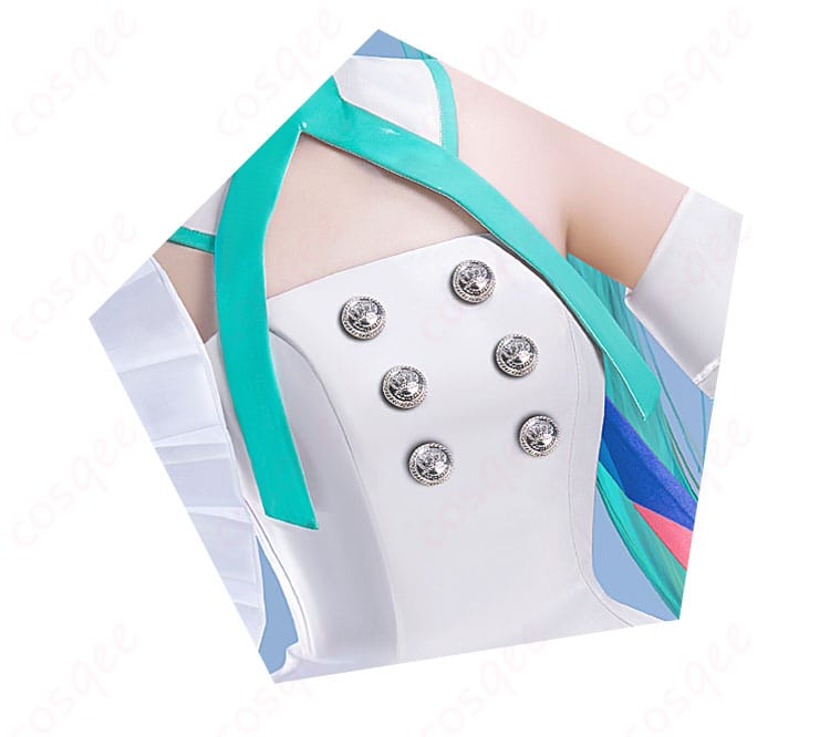 初音ミク 10th ライブ衣装の襟元と金属調ボタン。精緻なステッチと装飾で高級感を演出。